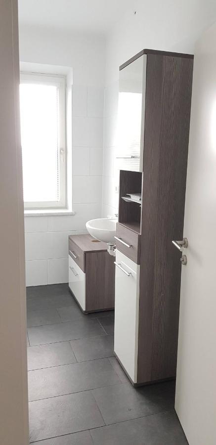 Top Appartement Fuer Business-Wohnen-Urlaub Wiener Neustadt Extérieur photo